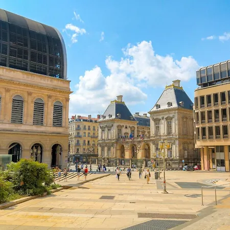 Cosy Et Design Duplex Brotteaux - Massena Apartment *